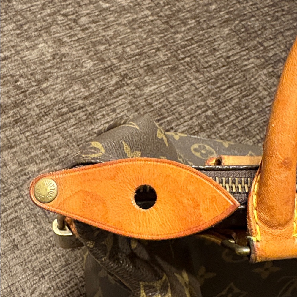 Authentic  Louis Vuitton Speedy 25 - Picture 11 of 15